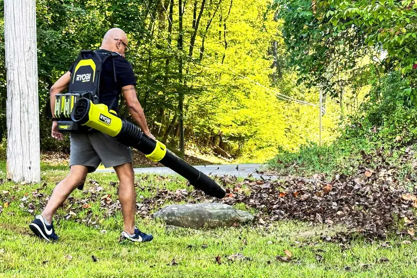spr ryobi 40v hp brushless 850 cfm backpack blower daniela galvez 08 12 142429882b3745448845a95e26b0af9f Smart Living Starts Here
